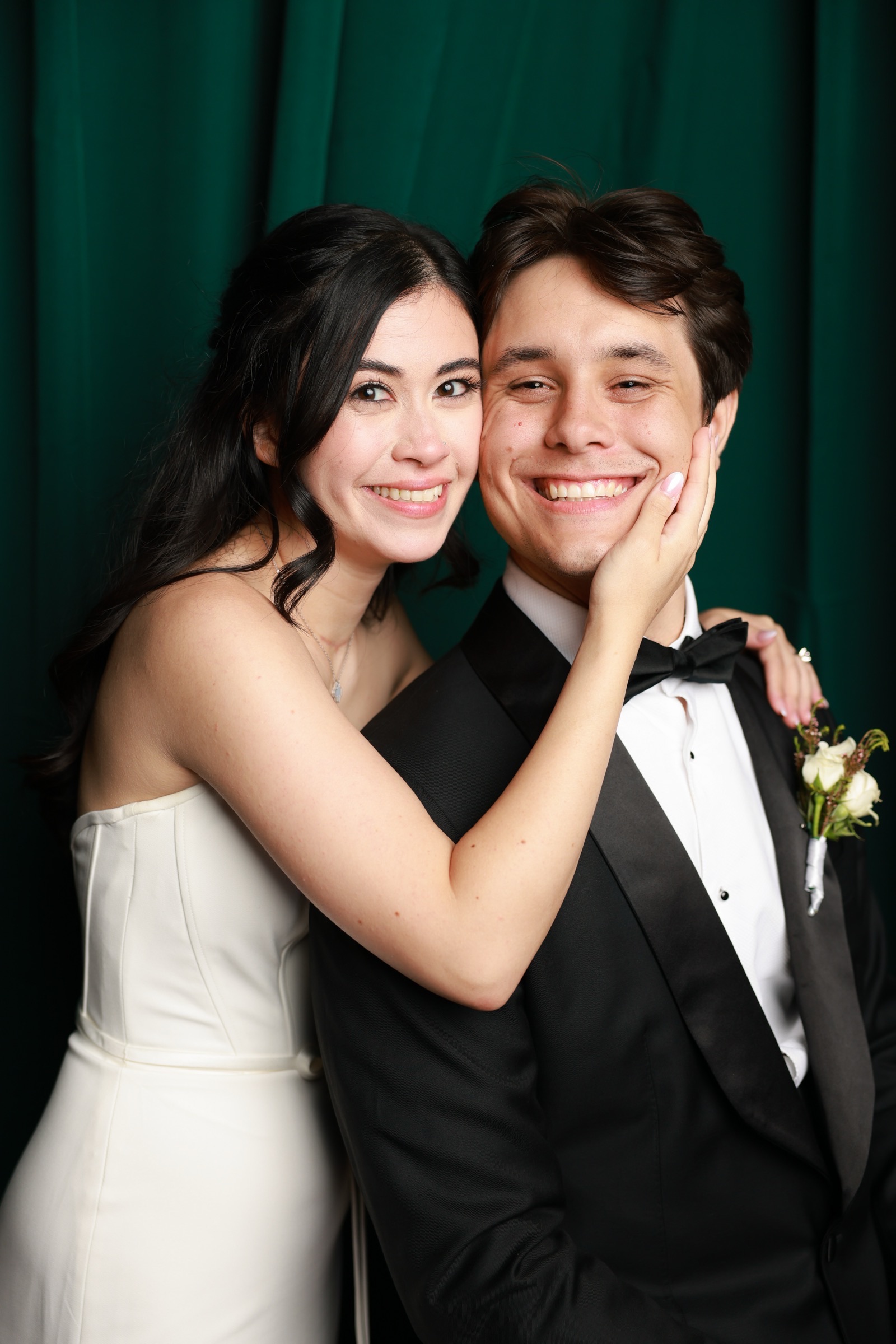 Portrait Lounge professional studio setup at an event